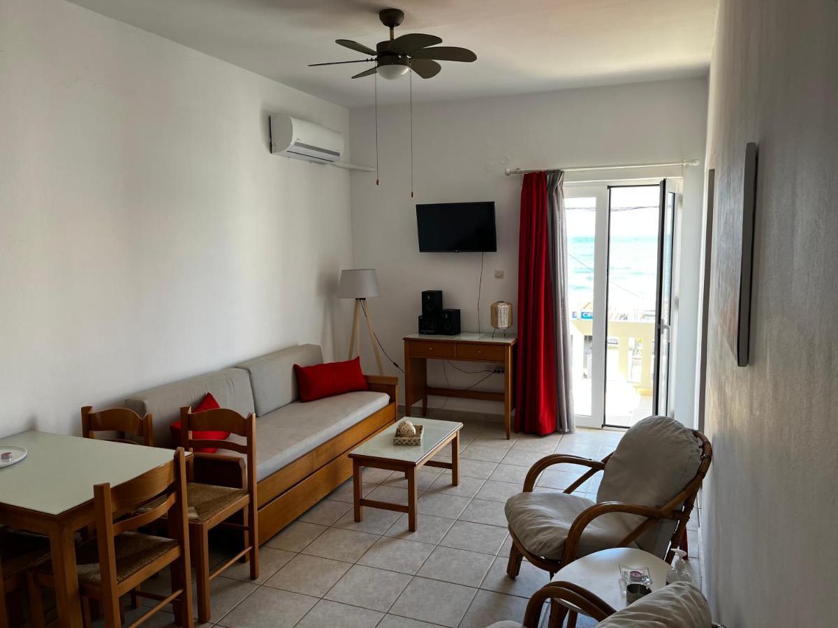 Michael Apartments Агия-Марина Экстерьер фото
